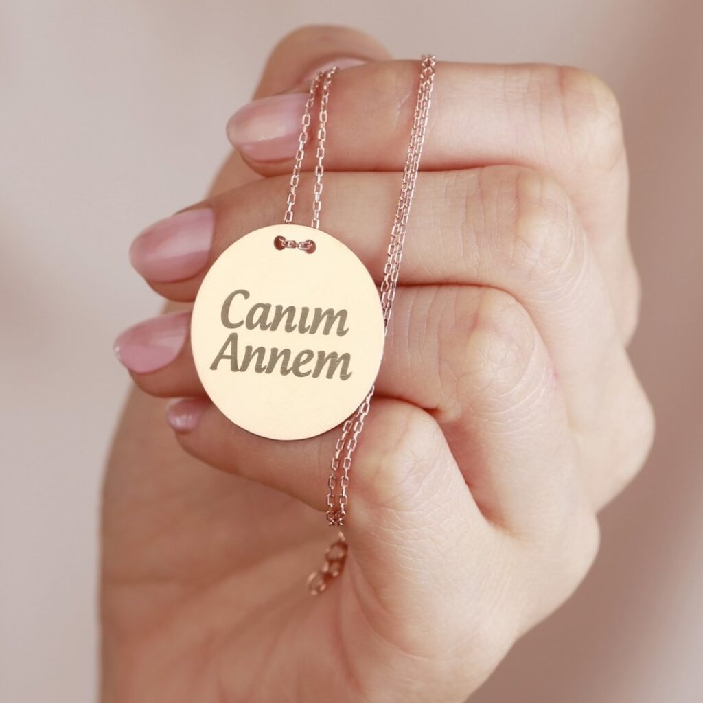 925 Ayar Gümüş Canım Annem Plaka Kolye