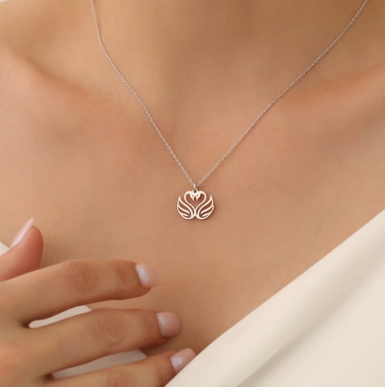 925 Ayar Gümüş Minimal Kuğu Kolye