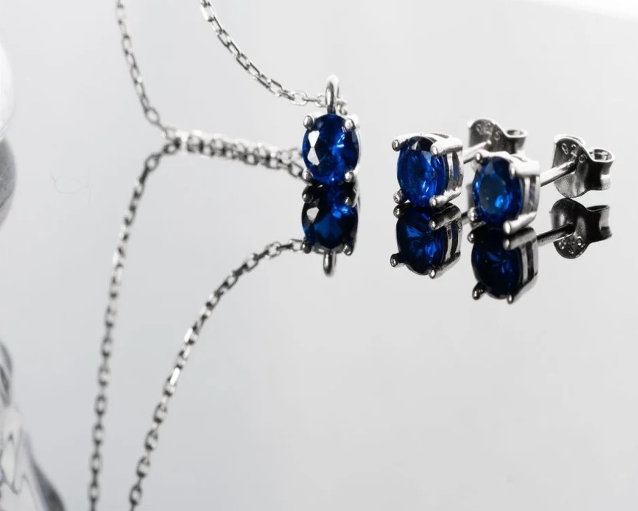 925 Ayar Gümüş Aylara Göre Doğum Taşı Tektaş Kolye - Küpe Seti