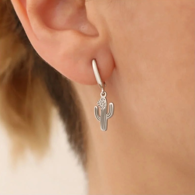 925 Ayar Gümüş Minimal Çiçekli Kaktüs Küpe