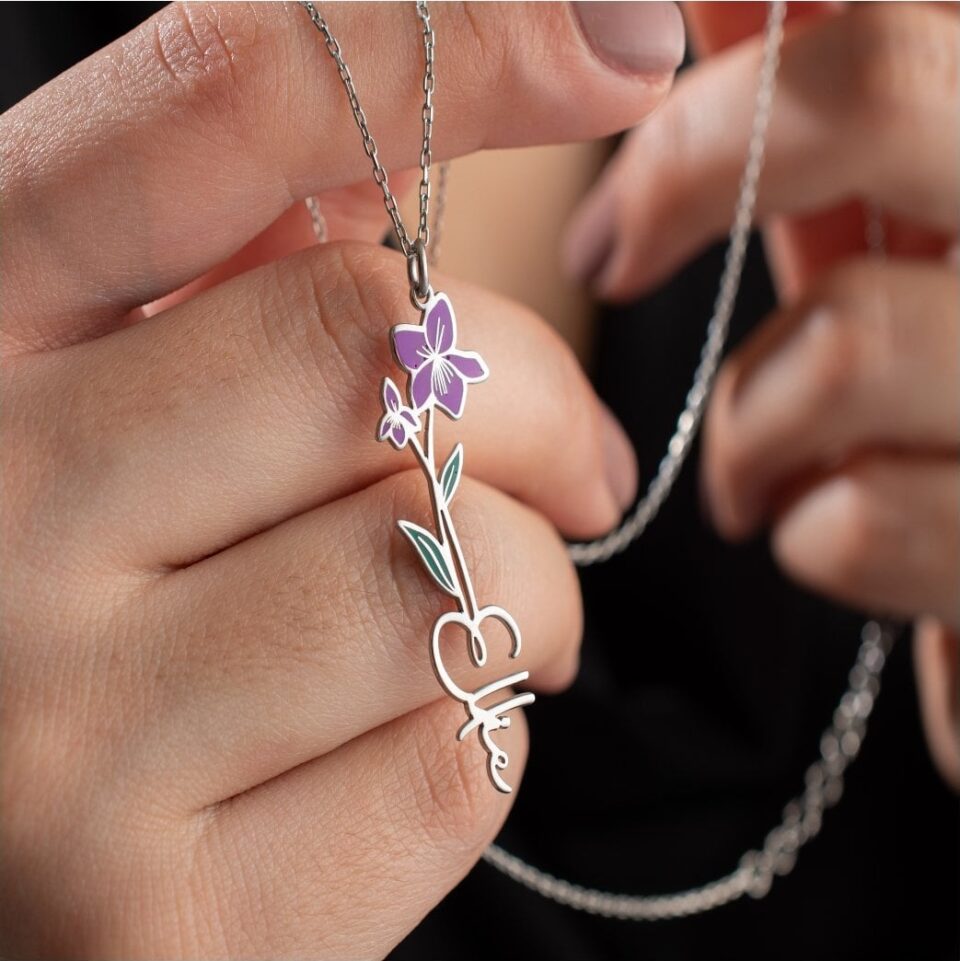 925 Ayar Gümüş Doğum Aylarına Özel Doğum Çiçeği İsimli Kolye