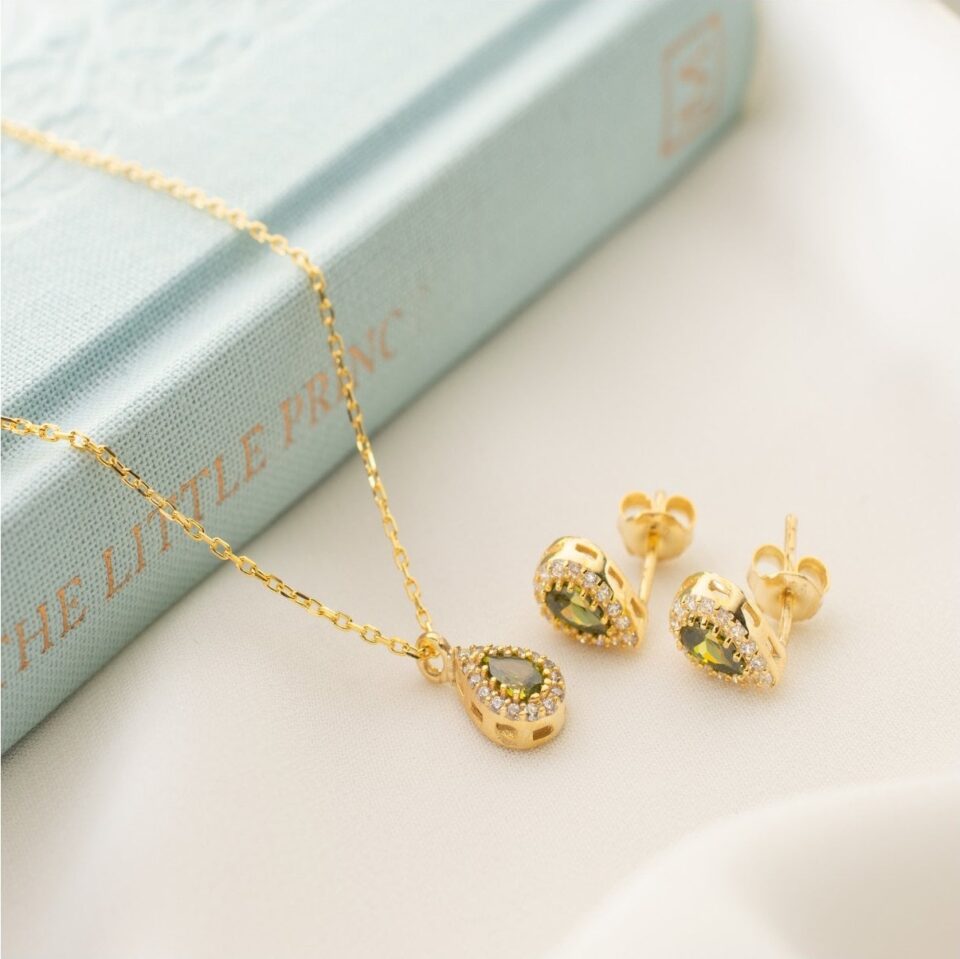 925 Ayar Gümüş Aylara Göre Doğum Taşı Kolye - Küpe Seti